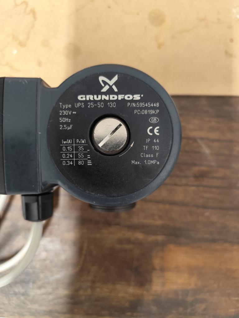 Grundfos UPS 25-50 130 Circulatiepomp, Minder dan 25 liter, Ophalen of Verzenden, Minder dan 200 liter/min