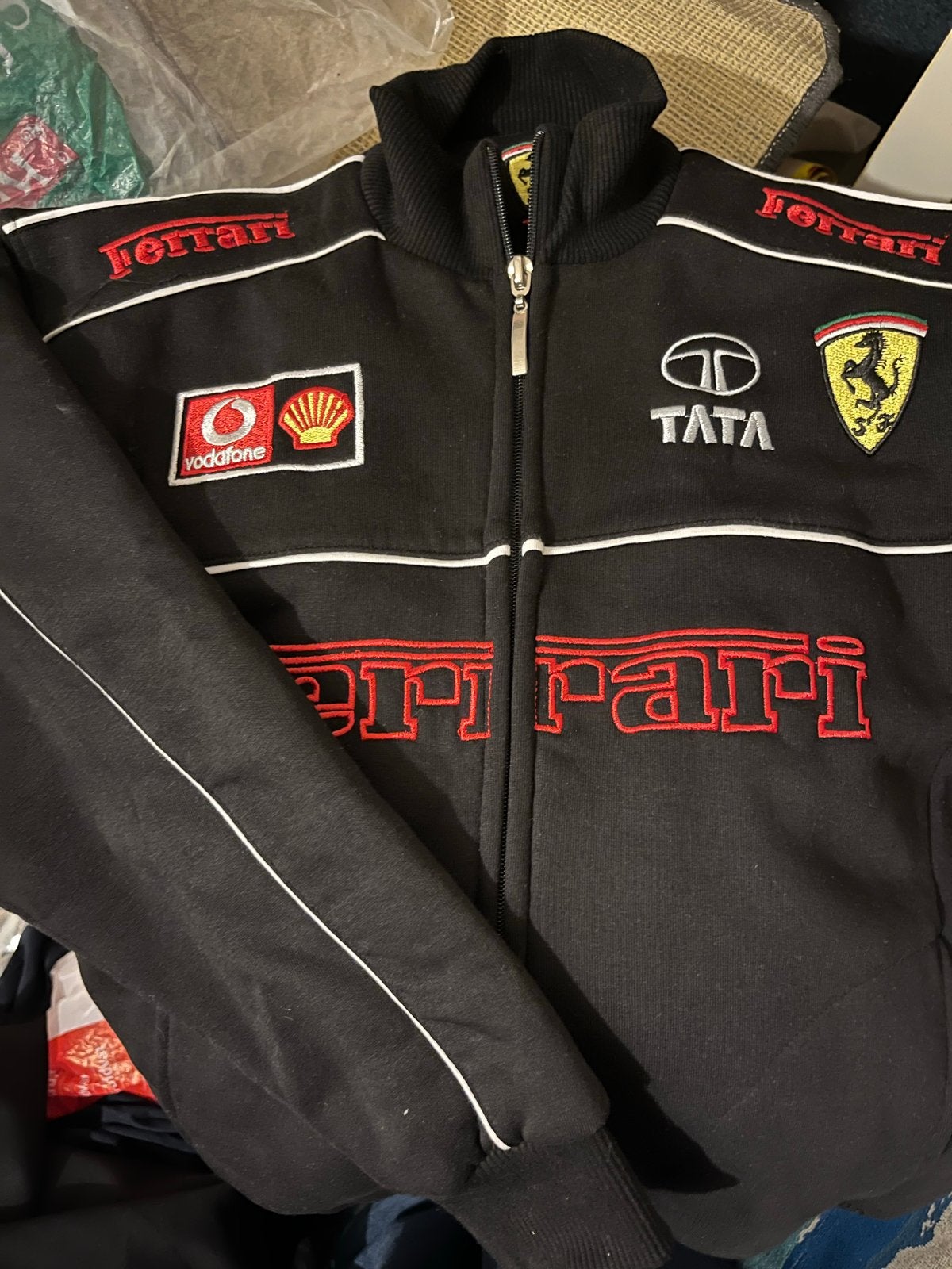 Ferrari jack maat 176 - Zwart met Rode Details, Ophalen of Verzenden, Zo goed als nieuw, Jongen of Meisje, Jas