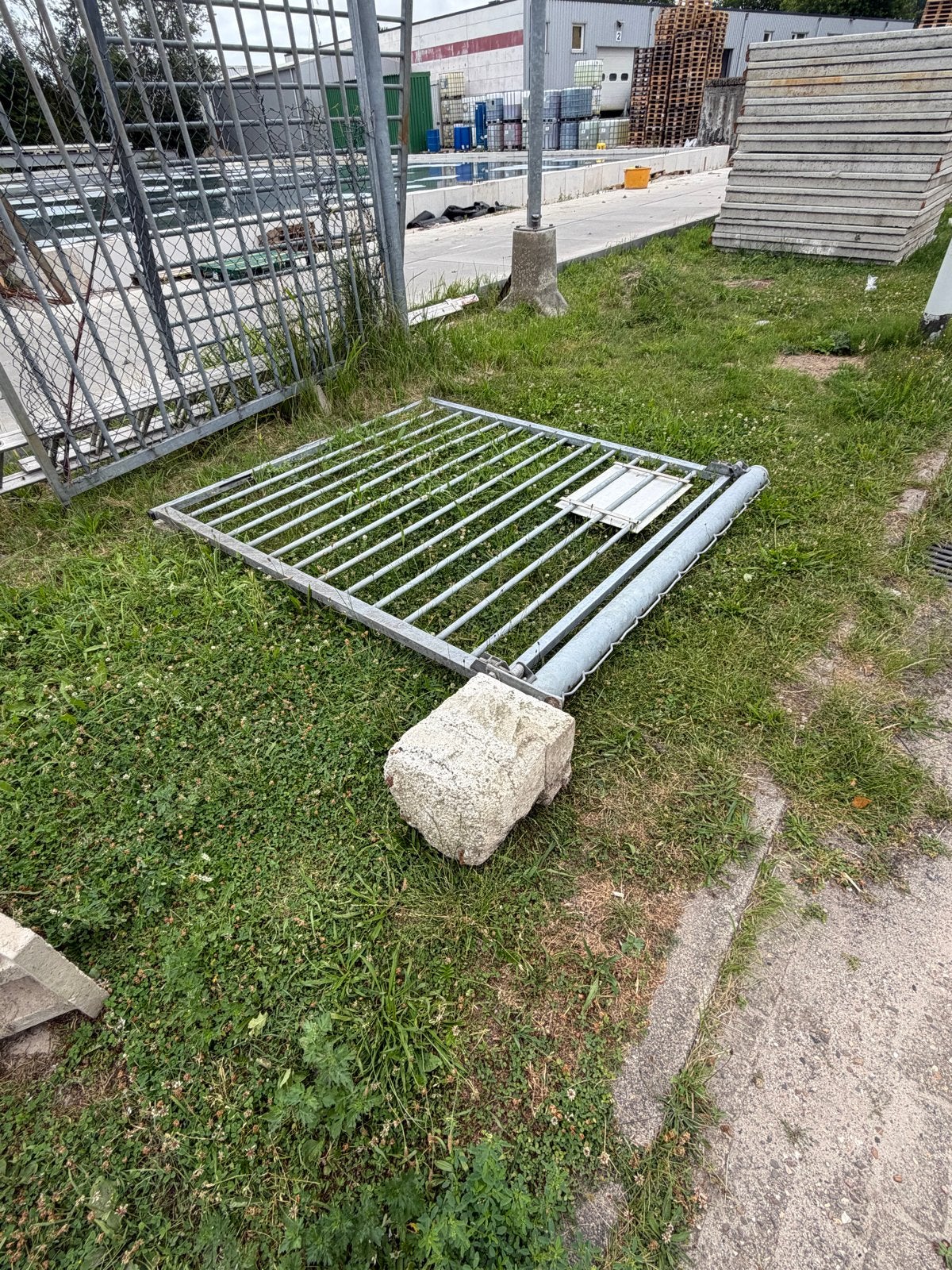 Gebruikt IJzeren Hekwerk met Poort, Tuin en Terras, Tuinhekken en Hekwerk, Ophalen, Met poort, Gebruikt, Spijlenhekwerk