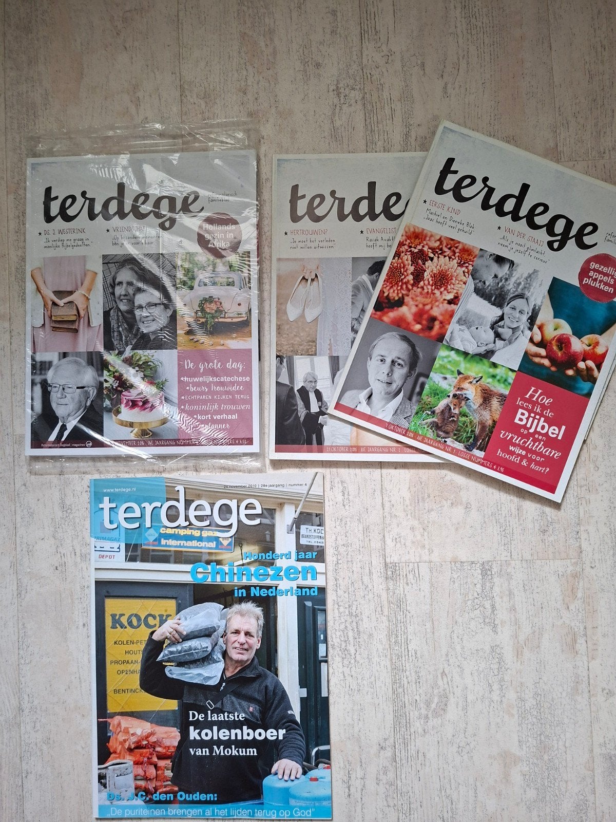 Terdege 2xokt 2015 1x nov 2016 + 24 nov 2010, Ophalen of Verzenden, Gelezen, Overige typen