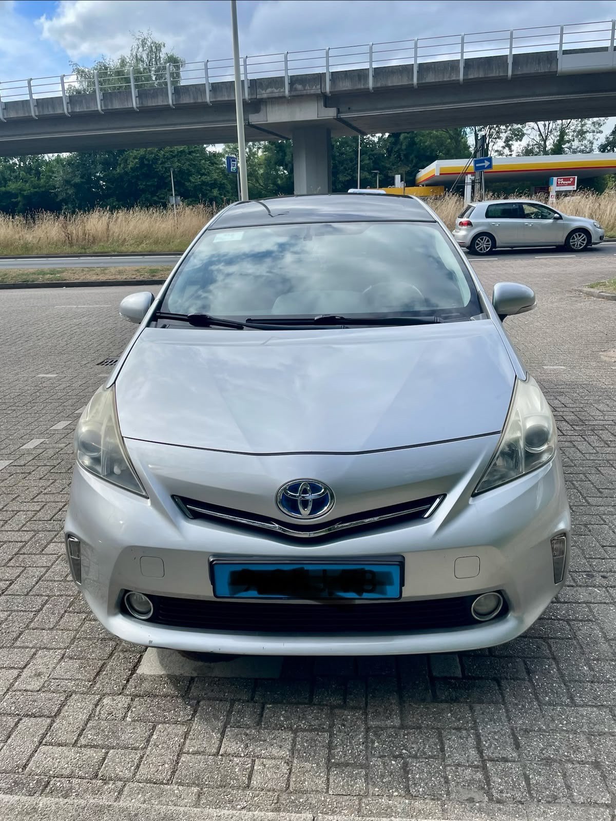 Toyota Prius Wagon 1.8 Full Hybrid 136PK Aut 95g 2013 Grijs, Auto's, 4 cilinders, 7 stoelen, Origineel Nederlands, 84 €/maand