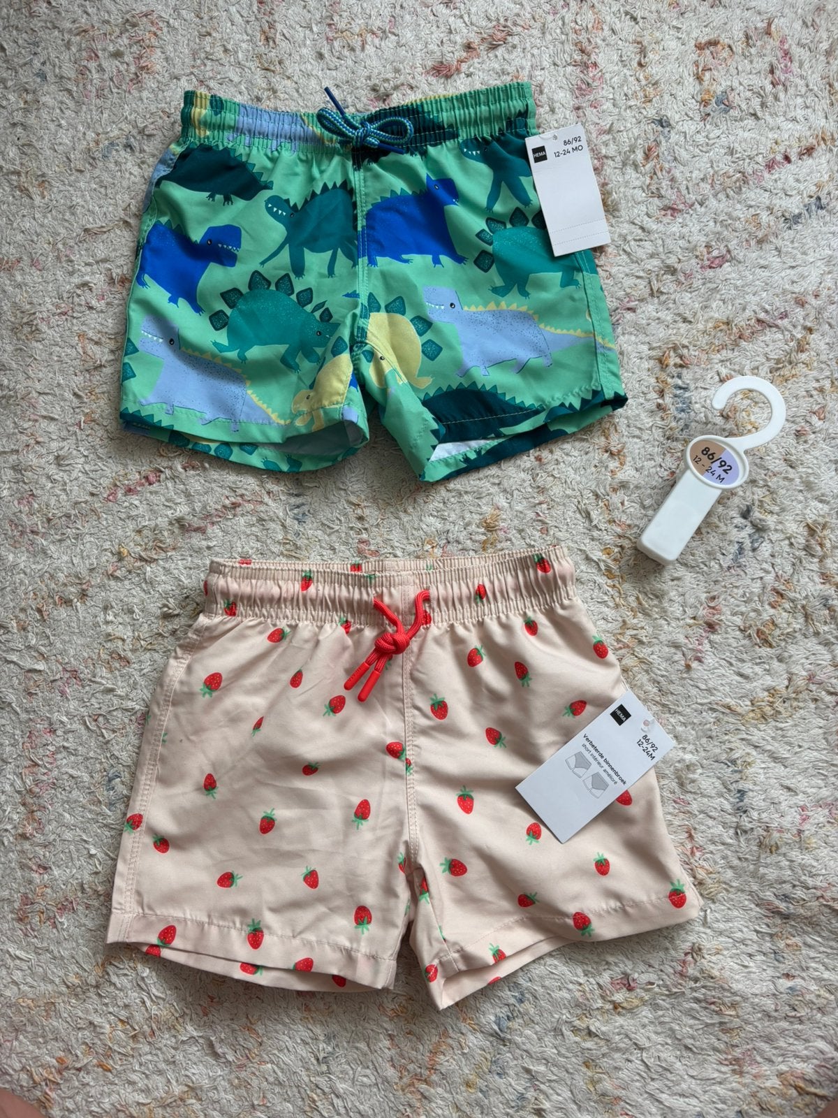 Nieuw! Twee zwembroeken Hema - maat 86/92, Kinderen en Baby's, Babykleding | Baby-zwemkleding, Nieuw, Ophalen of Verzenden, Zwembroek