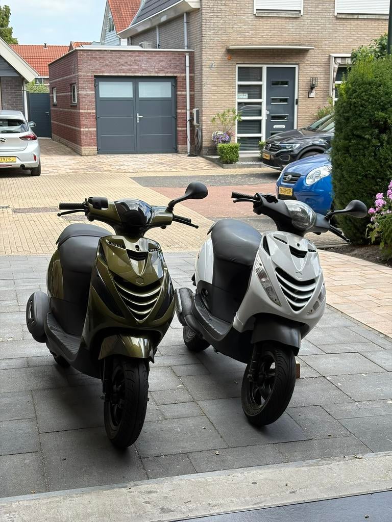 Zip 125cc lc COMPLEET GEREVISEERD, Ophalen, Tweetakt, Maximaal 45 km/u, Zip