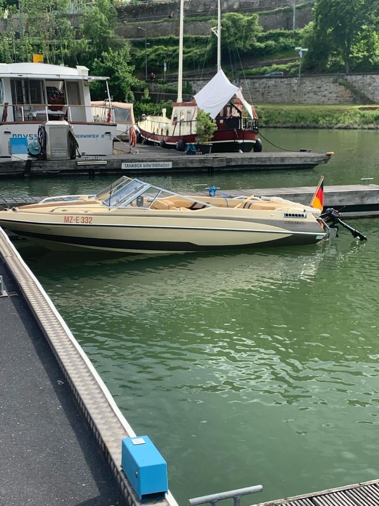 Glastron SSV 174 motor-speedboot met Mercruiser 3liter, Ophalen, Binnenboordmotor, Zo goed als nieuw, Polyester