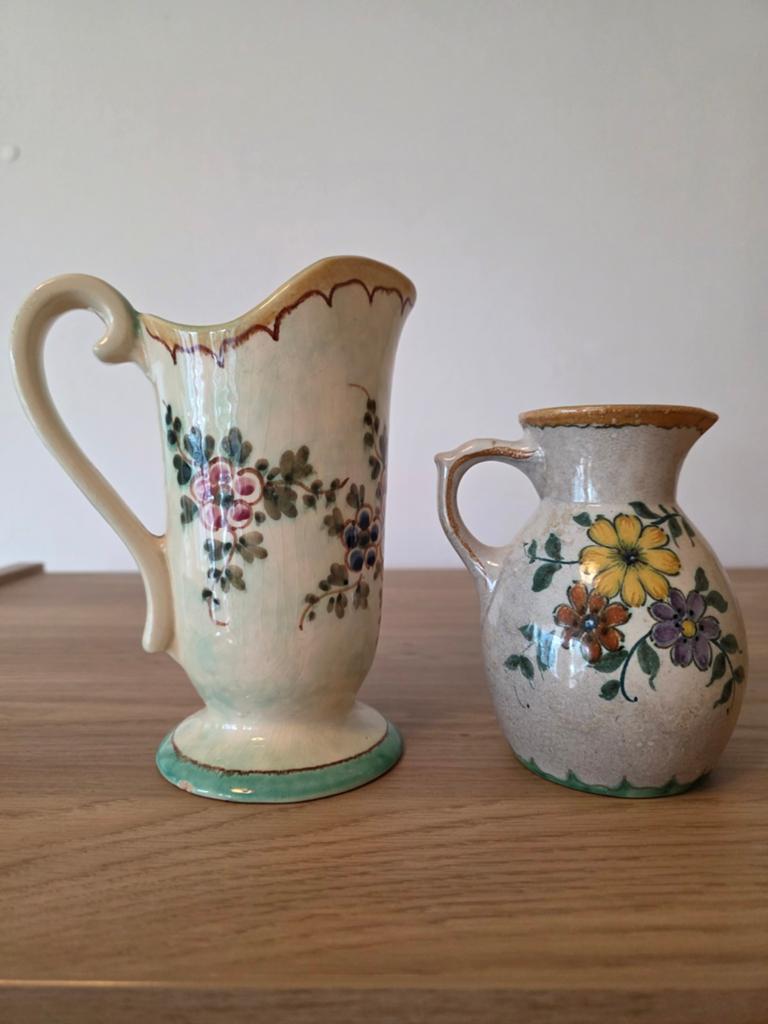 Set handbeschilderde Gouda vaasjes vintage keramiek – Holla, Antiek en Kunst, Antiek | Vazen, Ophalen of Verzenden