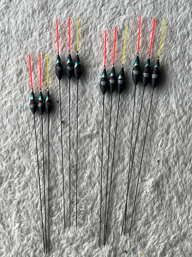 adv 511 / NIEUW serie 12 dobbers SPRO, Ophalen of Verzenden, Nieuw, Dobber of Lood