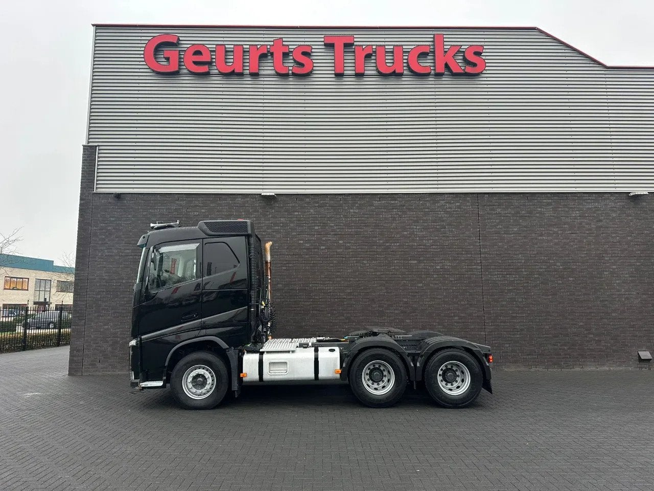 Volvo FH 540 6X4 TREKKER/TRACTOR/SZM EURO 6 HYDRAULIC, Auto's, Automaat, Euro 6, Zwart, Bedrijf