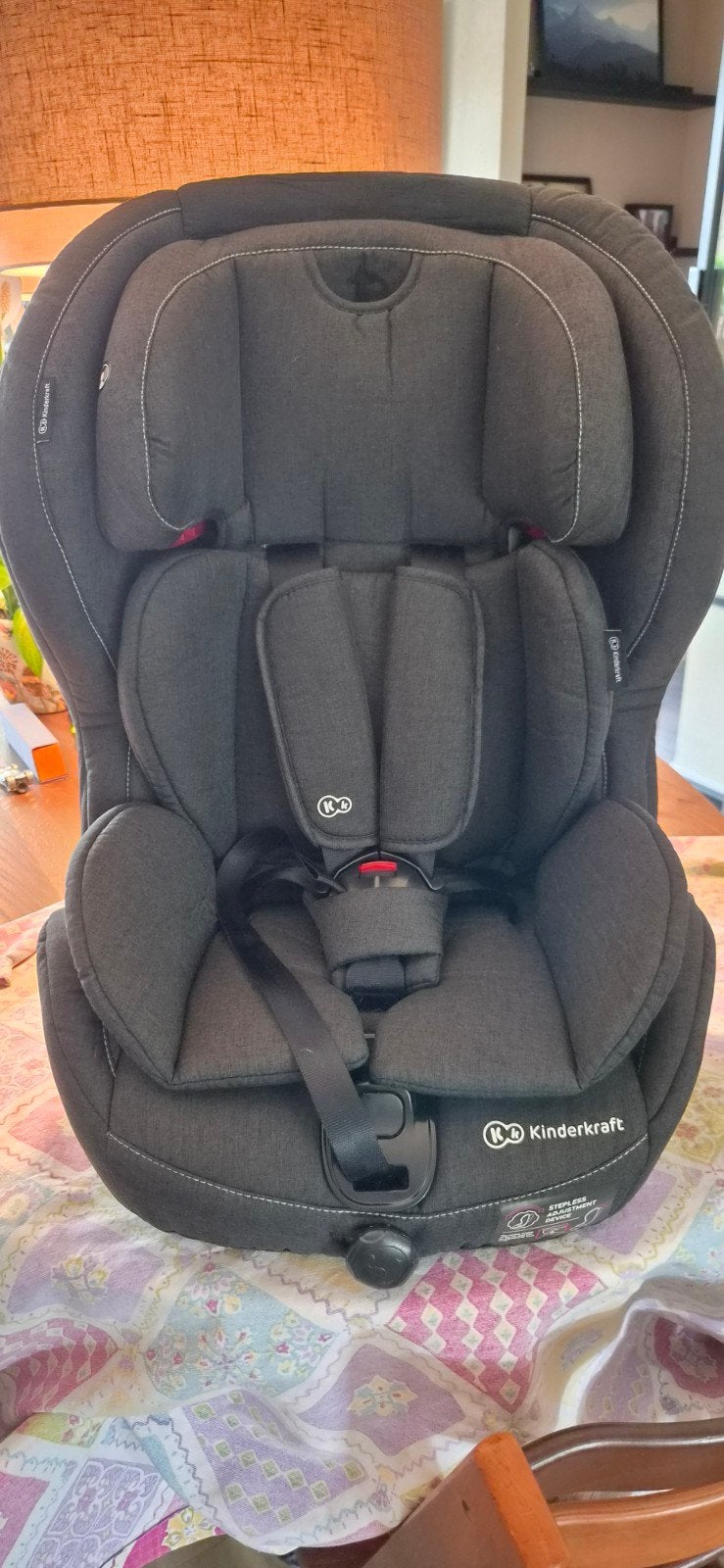 Kinderkraft autostoel 9-36 kg met Isofix en autogordel, Gebruikt, Verstelbare rugleuning, Isofix, Ophalen