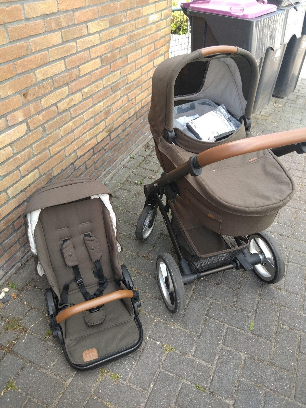 Mutsy Nio kinderwagen groen- compleet met accessoires, Ophalen, Gebruikt, Mutsy