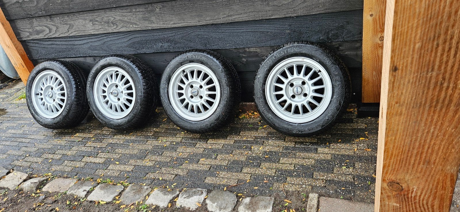 14 inch winterbanden op velg voor Golf 2 - 185/60/14, Auto-onderdelen, 14 inch, Gebruikt, Banden en Velgen, Personenwagen