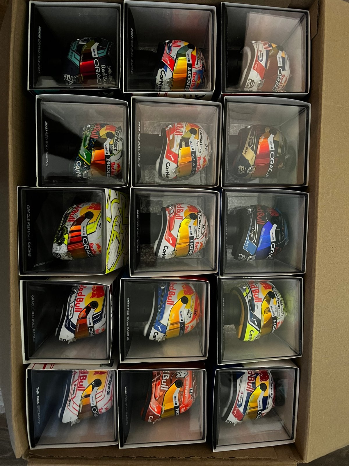 Collectie Max Verstappen Helmen 1:4 (28 stuks) t/m 2024, Ophalen of Verzenden