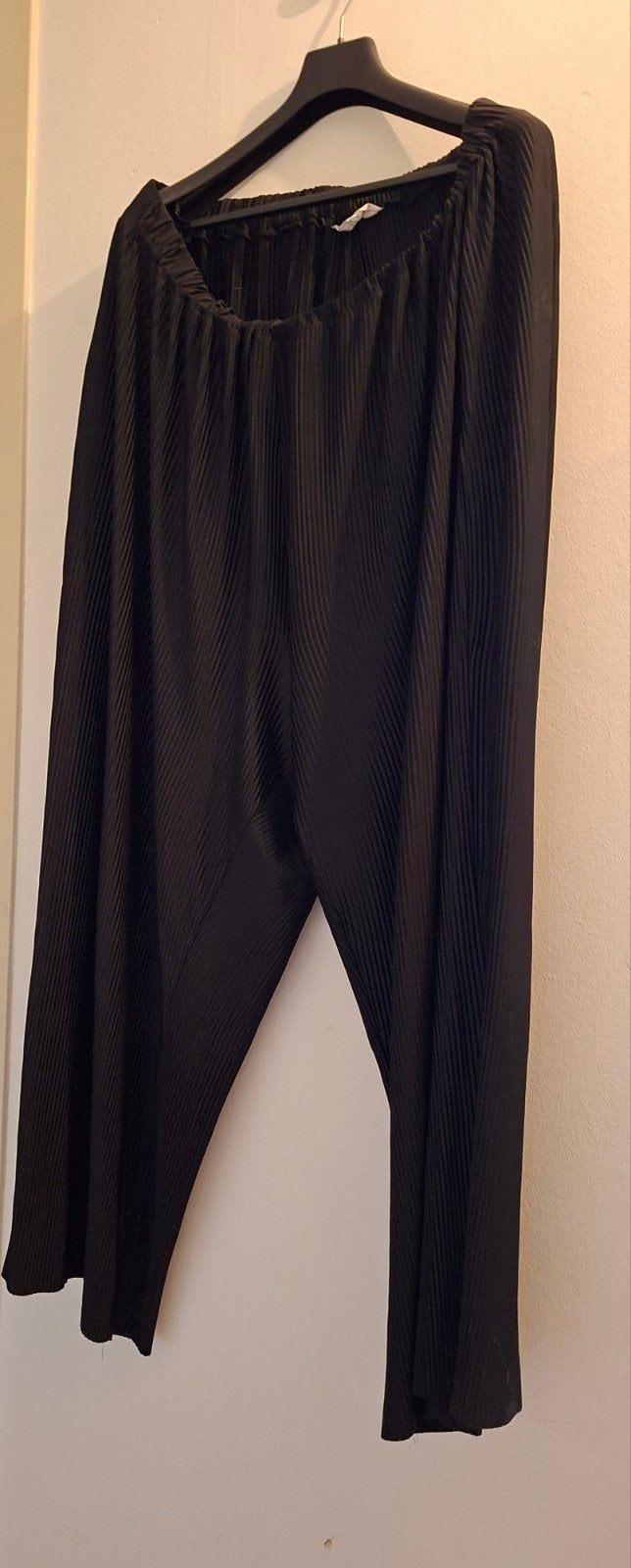 Broek Studio Untold Zwart 50/52, Ophalen of Verzenden, Zo goed als nieuw, Zwart, Broek of Spijkerbroek
