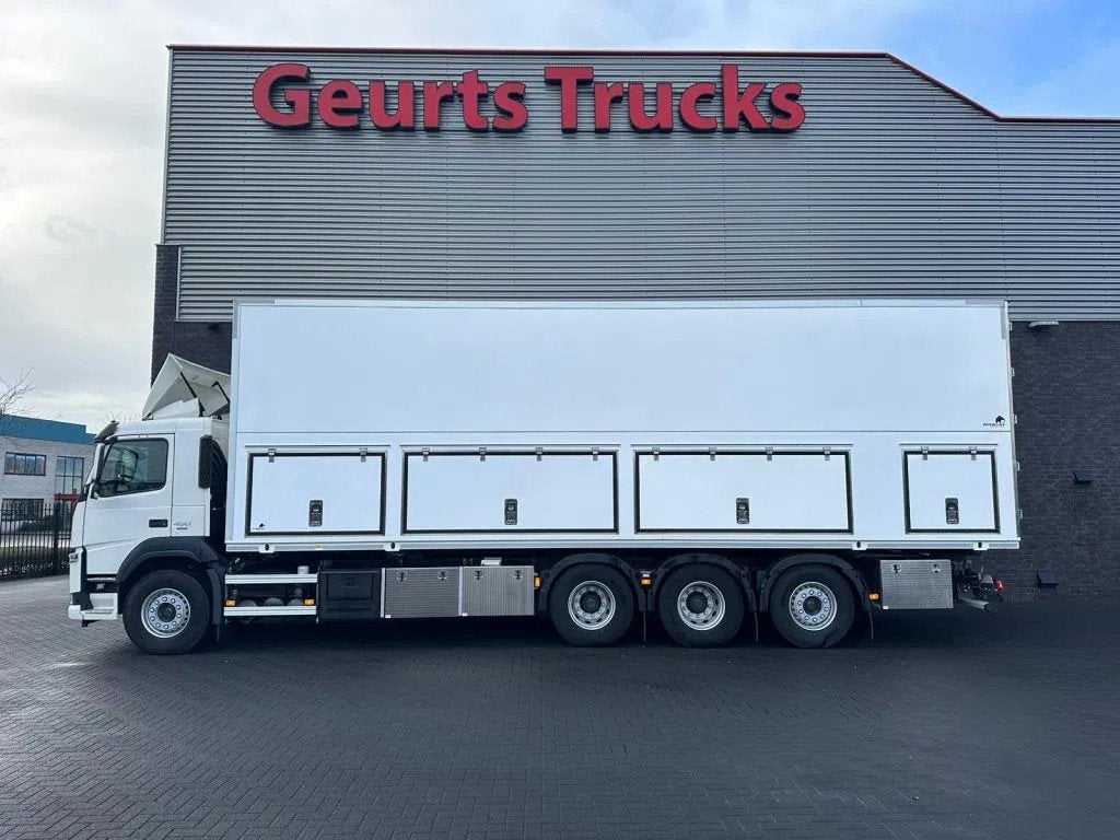Volvo FM 450 8X4 + OVERMAT MSA 22.13 EPS PTO CEMENT/MORTEL/S, Auto's, Automaat, Euro 6, Wit, Bedrijf