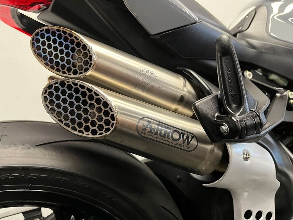 MV Agusta BRUTALE 1000 RS (bj 2024), Motoren, 4 cilinders, Motorrijbewijs A, Bedrijf, Onbekend