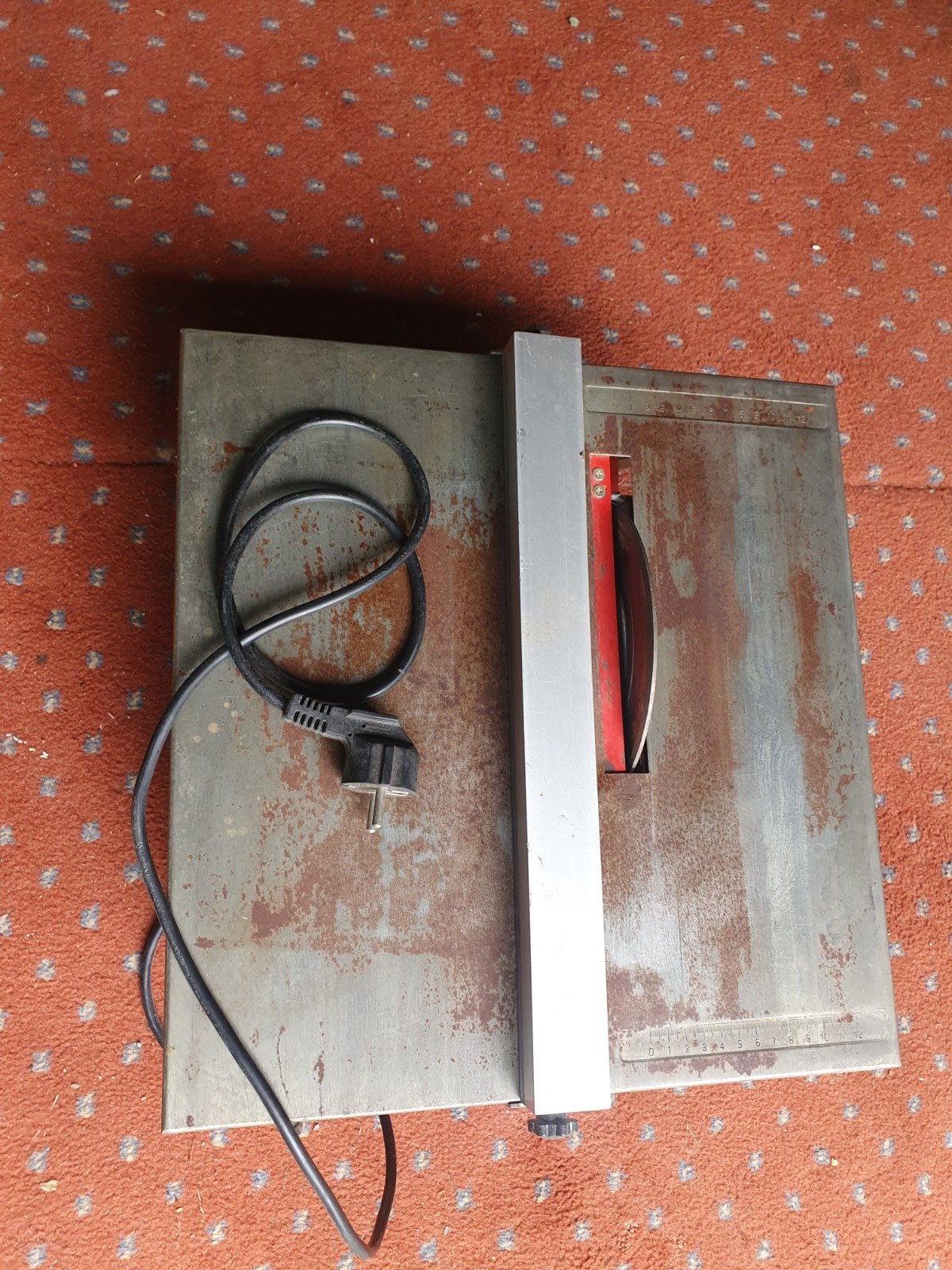 Handig zaagtafeltje voor kleine klussen, Doe-het-zelf en Verbouw, Gereedschap | Zaagmachines, Minder dan 30 mm, Cirkelzaag, Ophalen of Verzenden