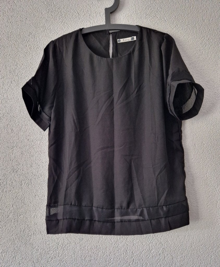 Nieuw zwarte top/blouse Maat 50, Verzenden, Nieuw, Onbekend, Blouse of Tuniek