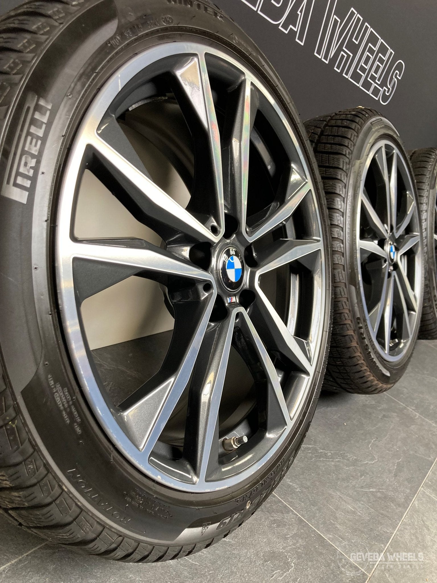 19” originele BMW X1 F48 X2 F39 velgen + winterbanden 715M, Auto-onderdelen, Banden en Velgen, 19 inch, Gebruikt, -, -