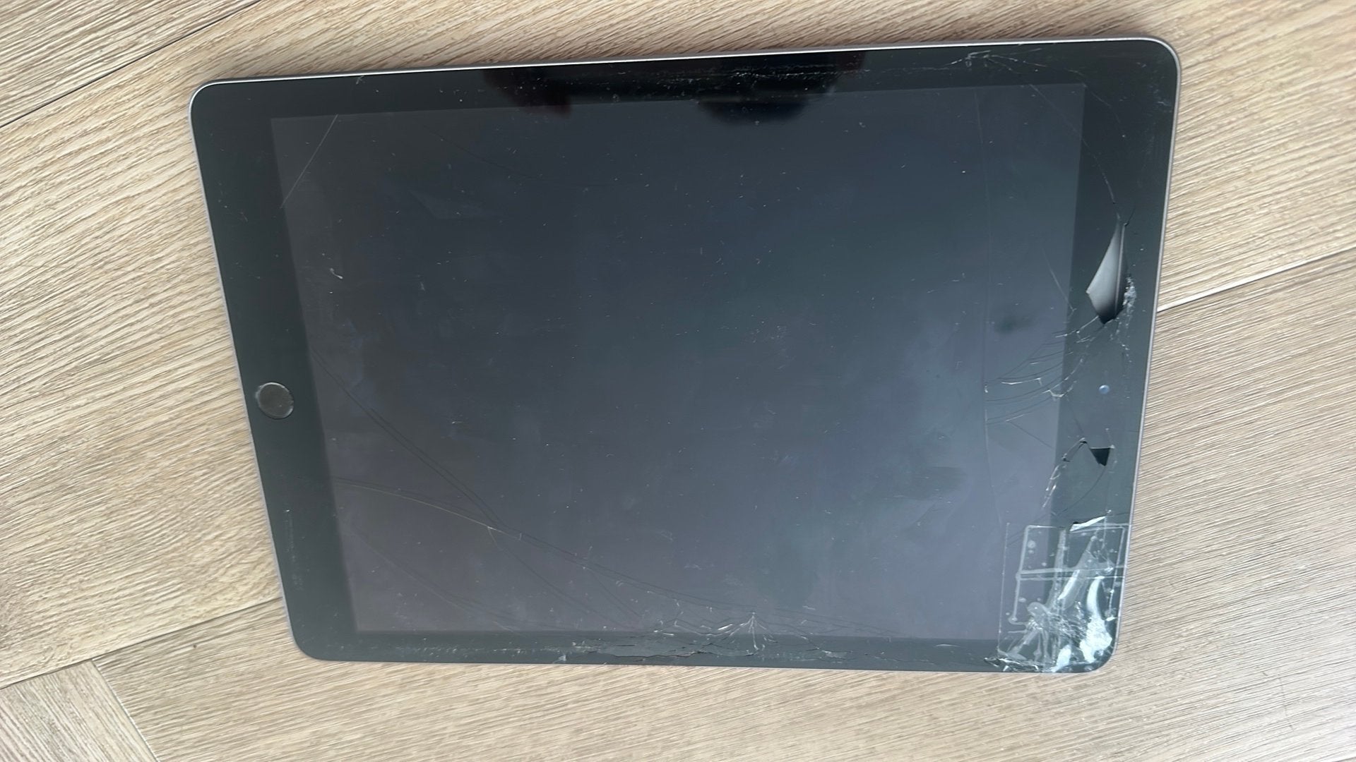 Ipad 6e gen A1893 128gb scherm defect, Computers en Software, Apple iPads, Ophalen of Verzenden, 10 inch, Apple iPad