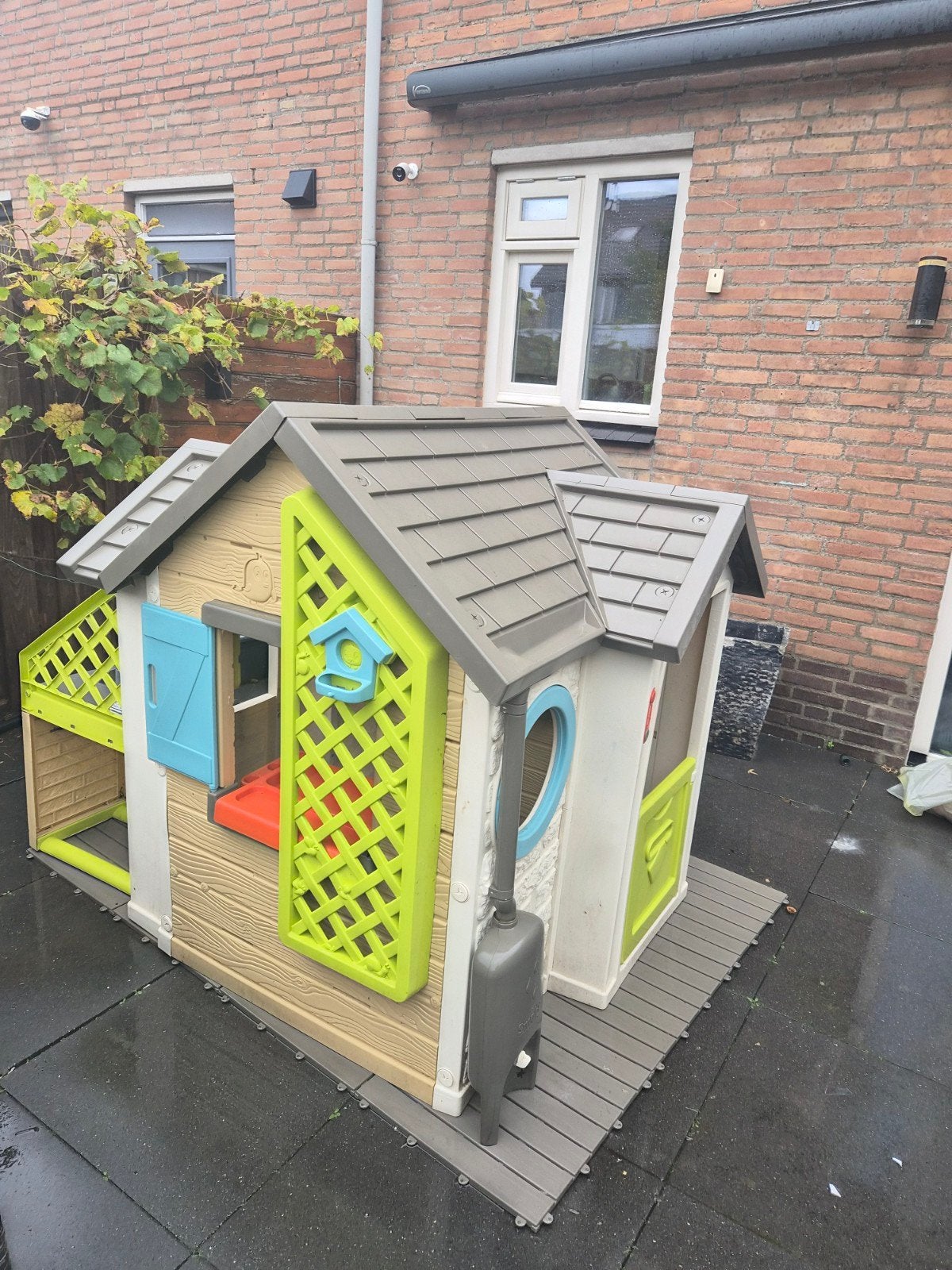 Smoby Garden Huisje - Speelhuisje voor Buiten, Ophalen, Zo goed als nieuw, Kunststof