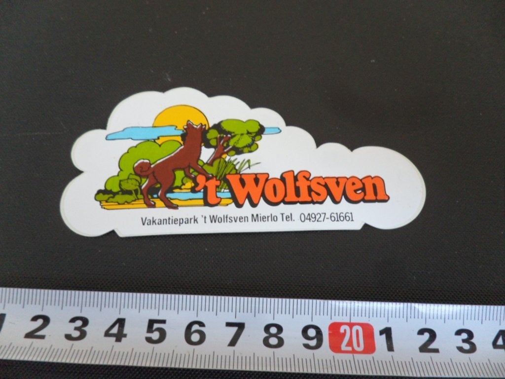 sticker Mierlo 't Wolfsven Vakantiepark  NU LANDAL, Ophalen, Zo goed als nieuw
