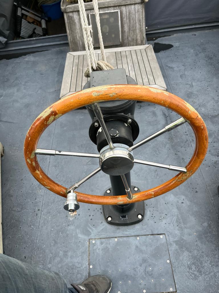 Stuurstand met stuur en hydraulische pomp, Watersport en Boten, Accessoires en Onderhoud, Ophalen, Gebruikt, Motor en Techniek
