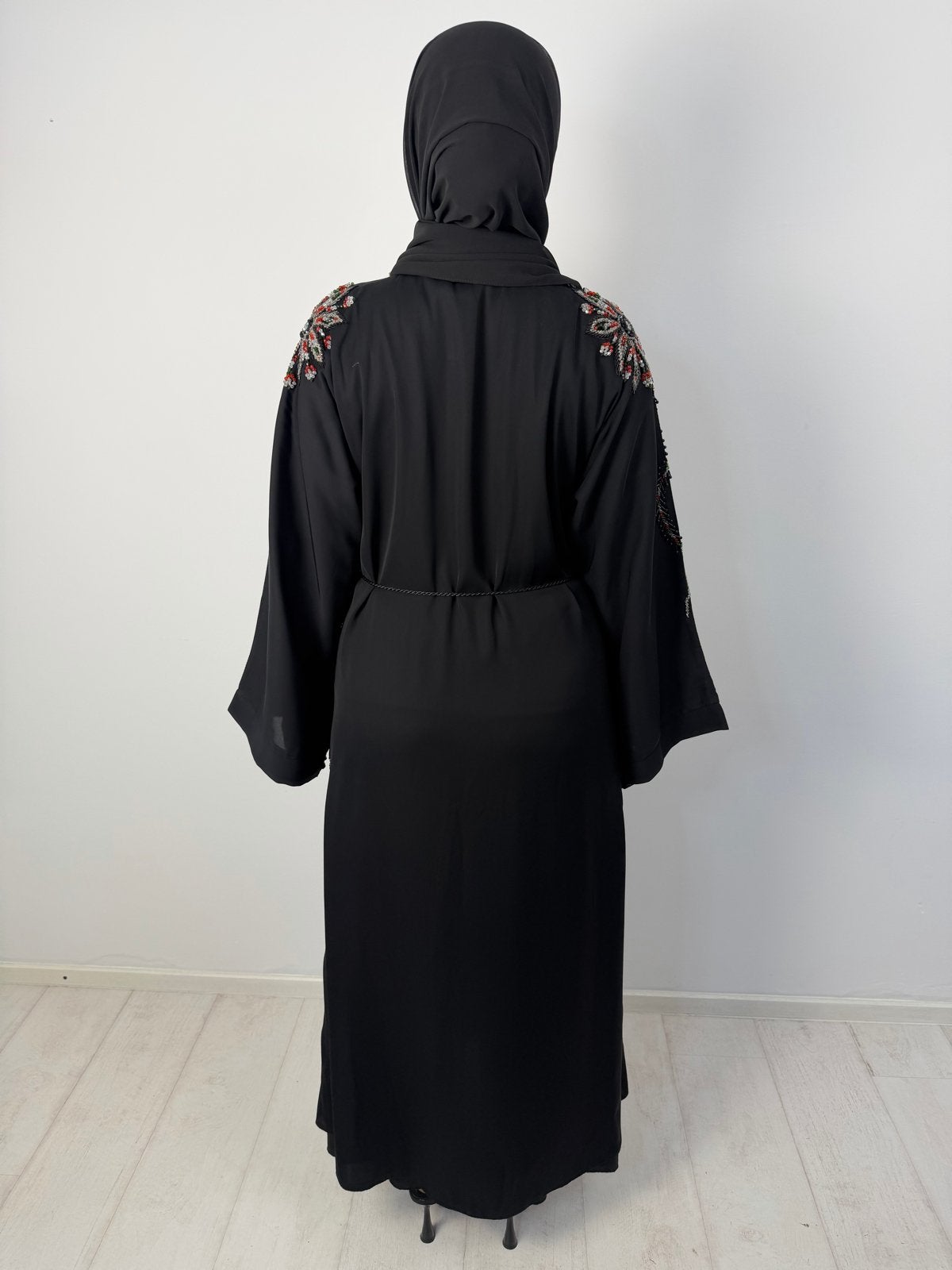 Zwarte Abaya met Geborduurde Details, Kleding | Dames, Jurken, Zwart, Nieuw, Onder de knie, Ophalen
