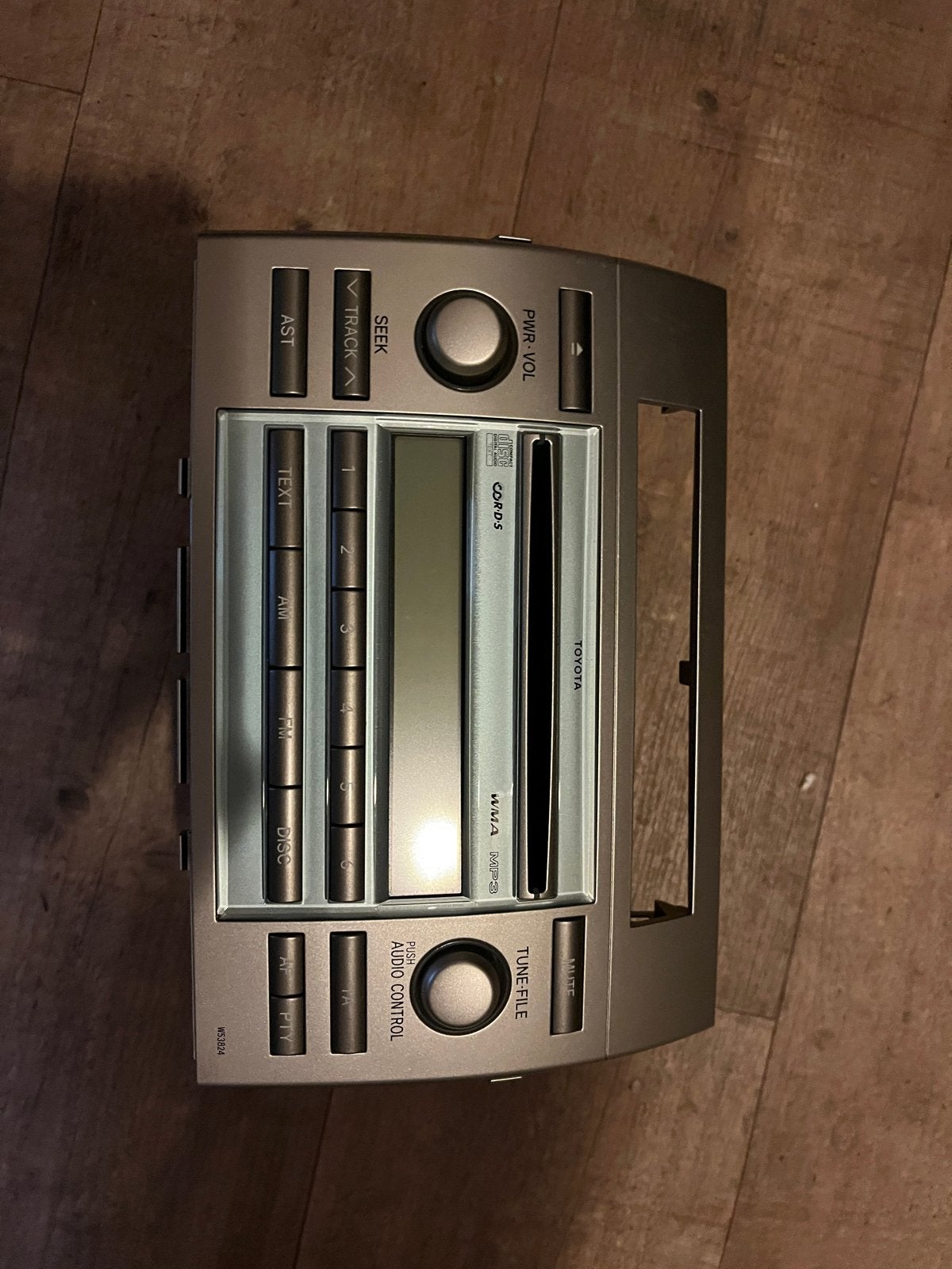 Toyota radio/CD-speler - Model CQ-JS72G0, Ophalen of Verzenden, Gebruikt
