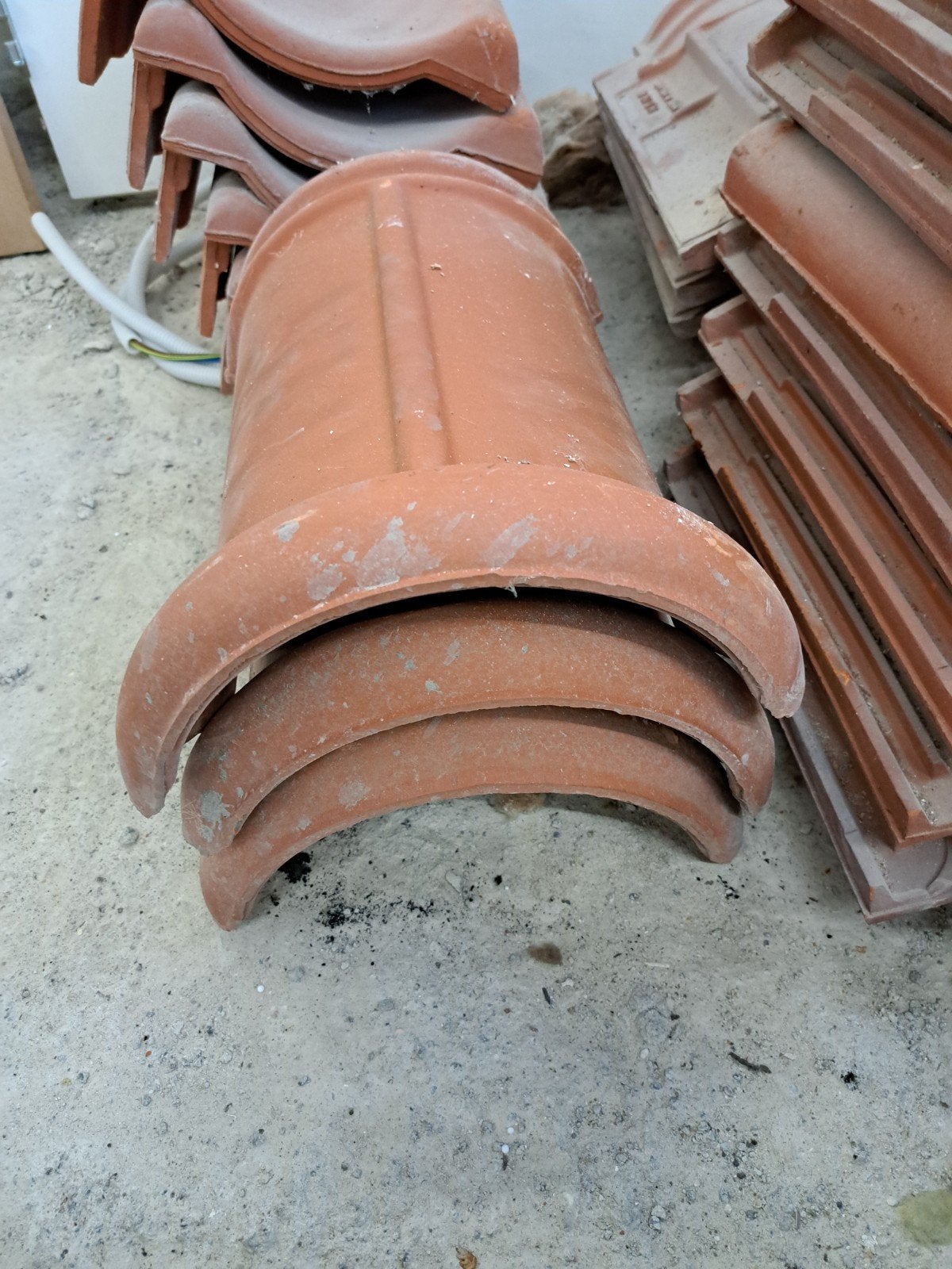 Gebruikte dakpannen en nokvorsten - Made in Holland, Doe-het-zelf en Verbouw, Dakpannen en Dakbedekking, Ophalen, Steen of Klei
