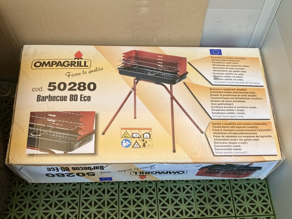 Barbecue Ompagrill 80 - Nieuw in doos, Tuin en Terras, Houtskoolbarbecues, Ophalen of Verzenden, Nieuw, OMPAGRILL
