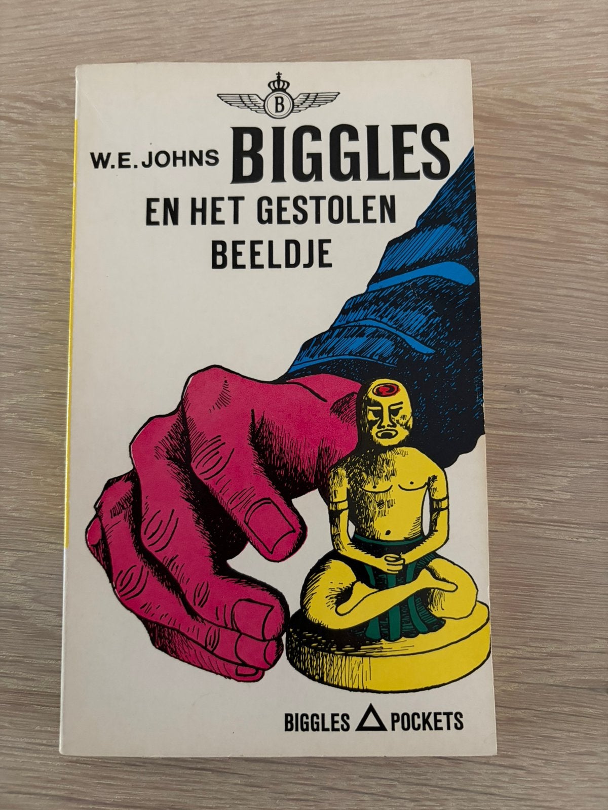 ‘Biggles en het gestolen beeldje’, Ophalen of Verzenden, Gelezen
