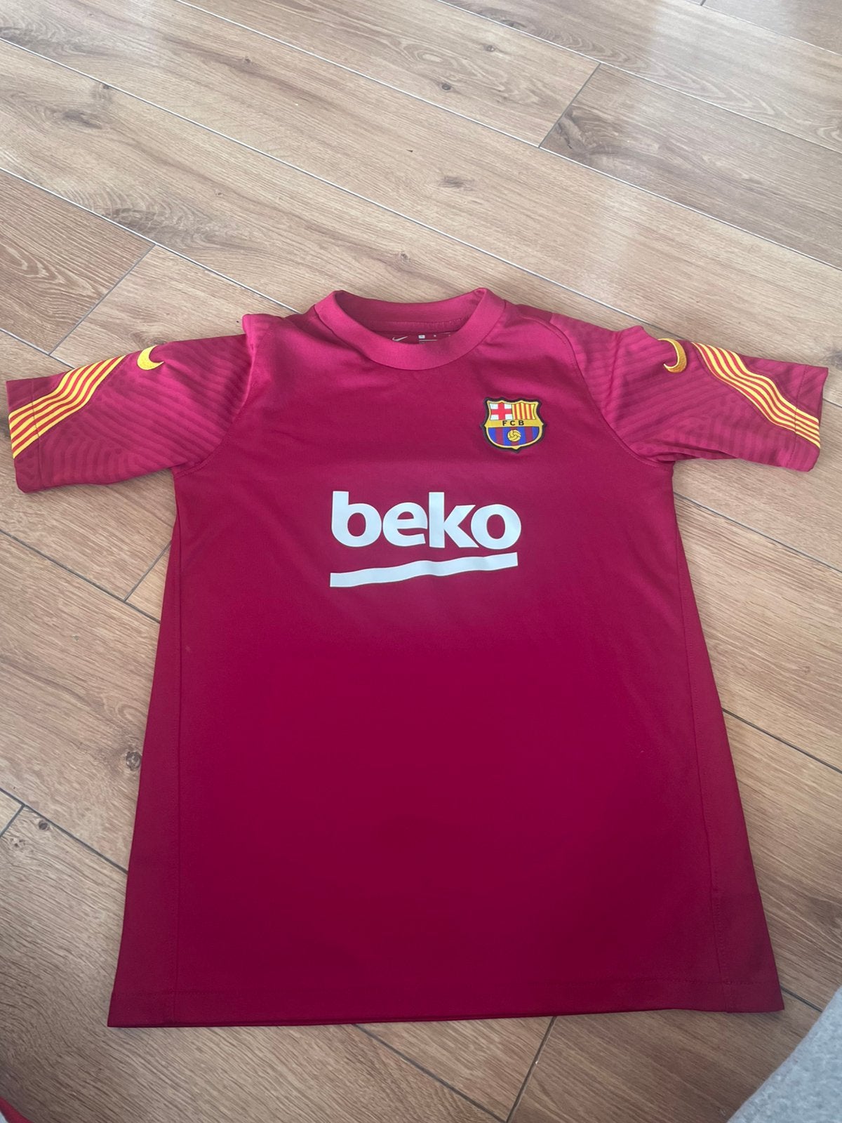 Nike Voetbal shirt fcb fc barcelona tshirt maat 146, Ophalen of Verzenden, Zo goed als nieuw, Jongen of Meisje, Shirt of Longsleeve