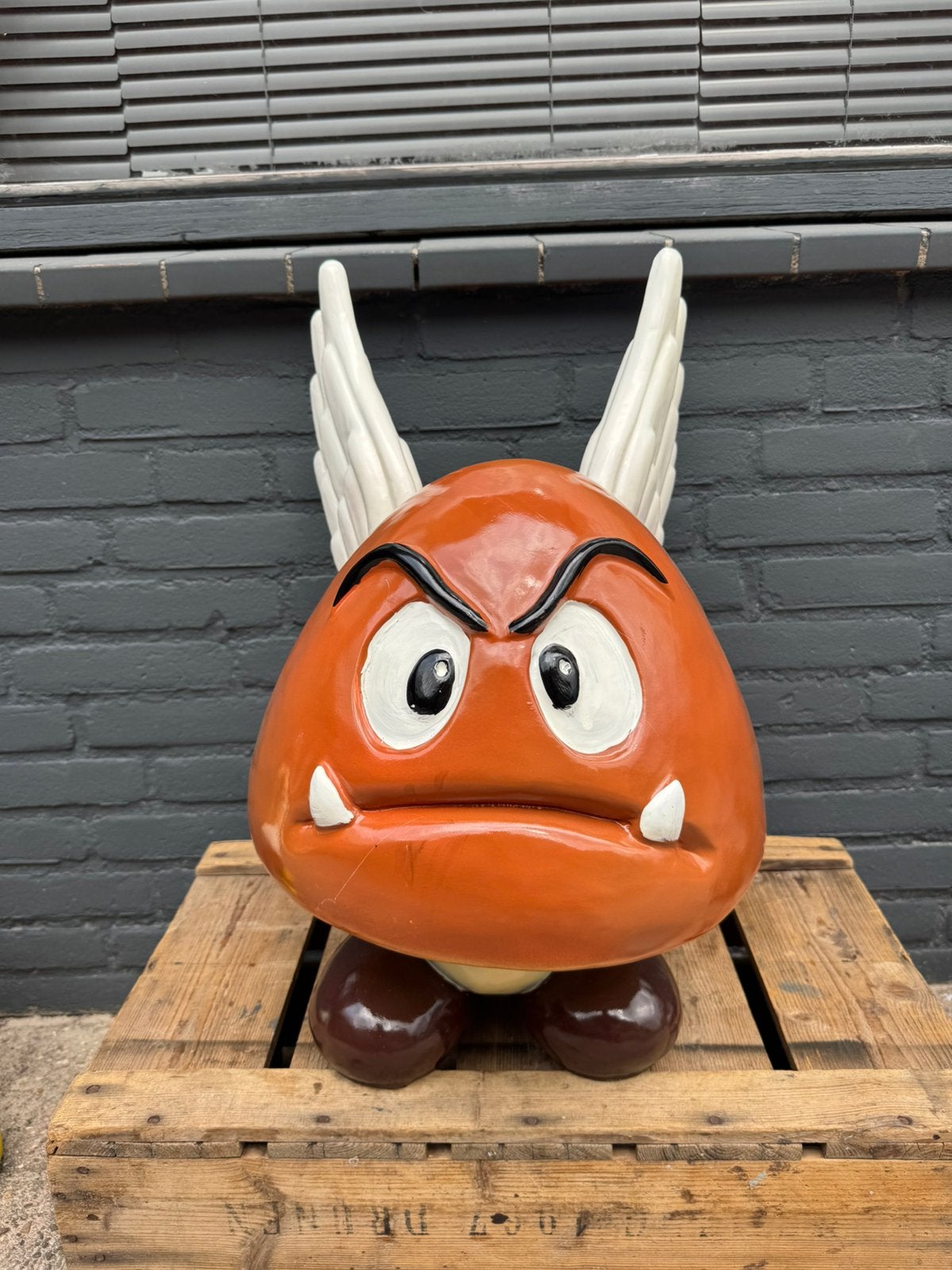 Grote Goomba met vleugels - Super Mario decoratie, Ophalen, Gebruikt, Fantasy