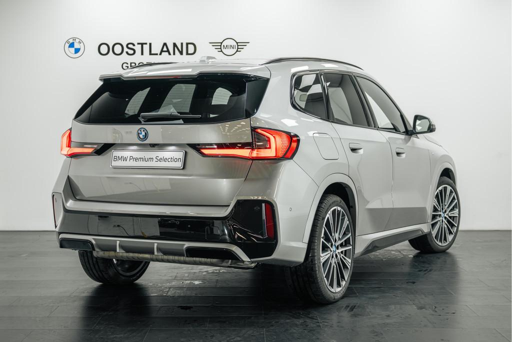 BMW X1 xDrive25e High Executive M Sport Automaat / Panoramad, Gebruikt, Euro 6, Vierwielaandrijving, Hybride Elektrisch/Benzine