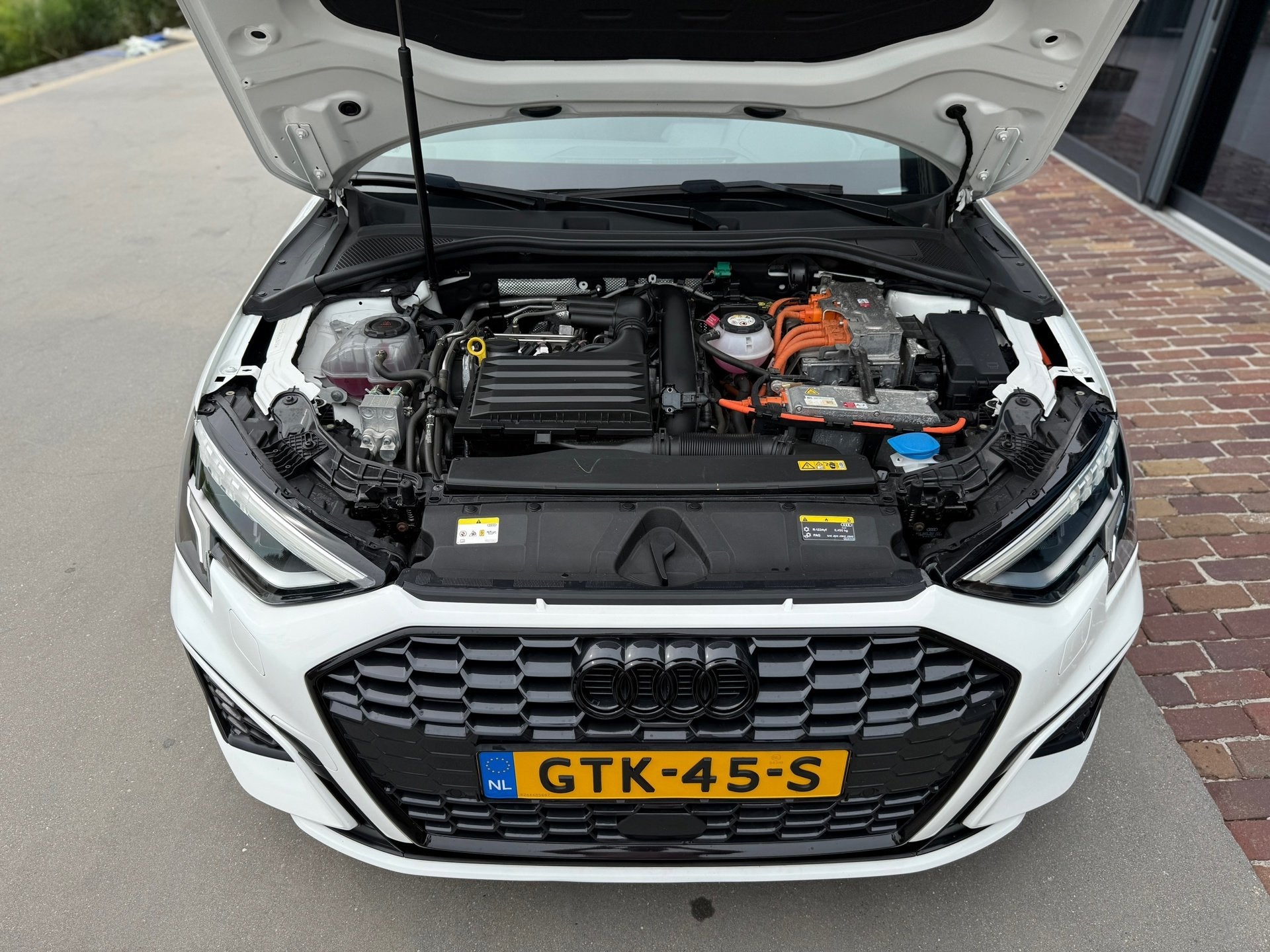 Foto 18 van Audi A3 Sportback 40 TFSI hybride S-line
