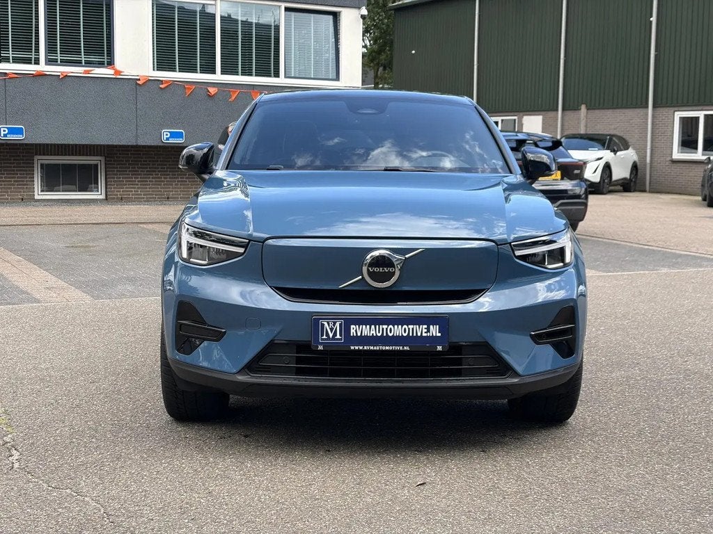 Volvo C40 Recharge Core 69 kWh € 30.899,00, Automaat, Stof, Gebruikt, Blauw