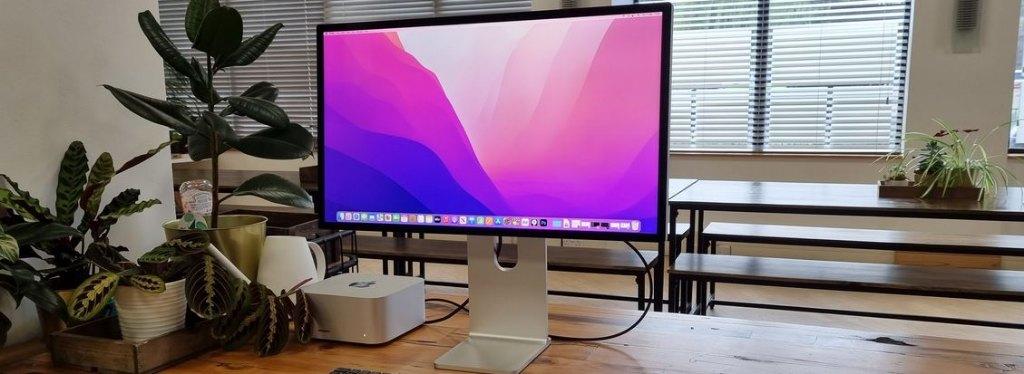 Apple Studio Display 27” 5K + Hoogteverstelbaar, Computers en Software, Monitoren, Ophalen, IPS, Zo goed als nieuw, Onbekend