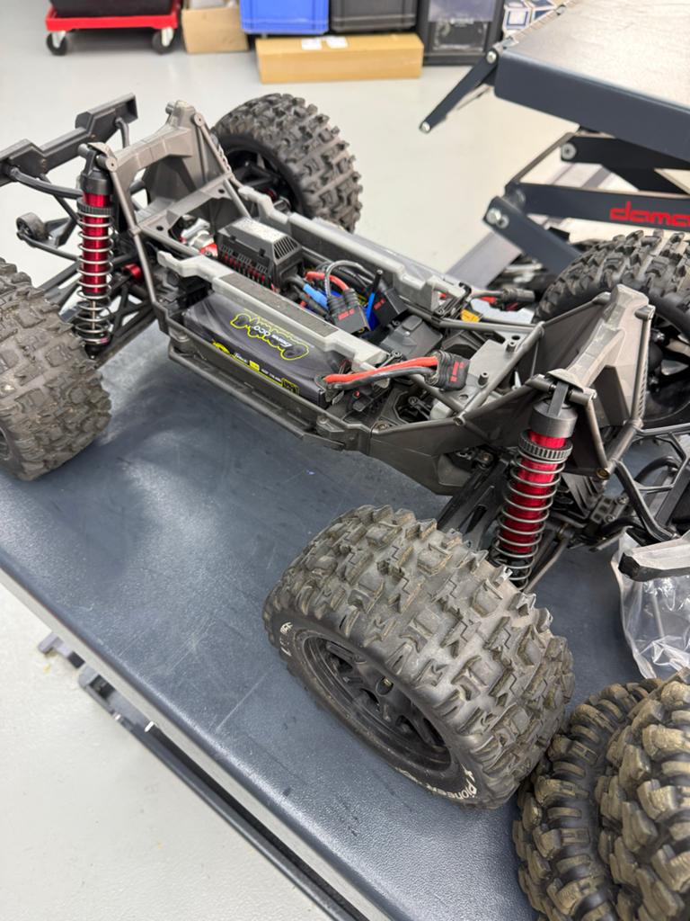 Traxxas X-Maxx RC Truck met extra's en onderdelen, Overige merken, Gebruikt, Groter dan 1:32, Ophalen of Verzenden