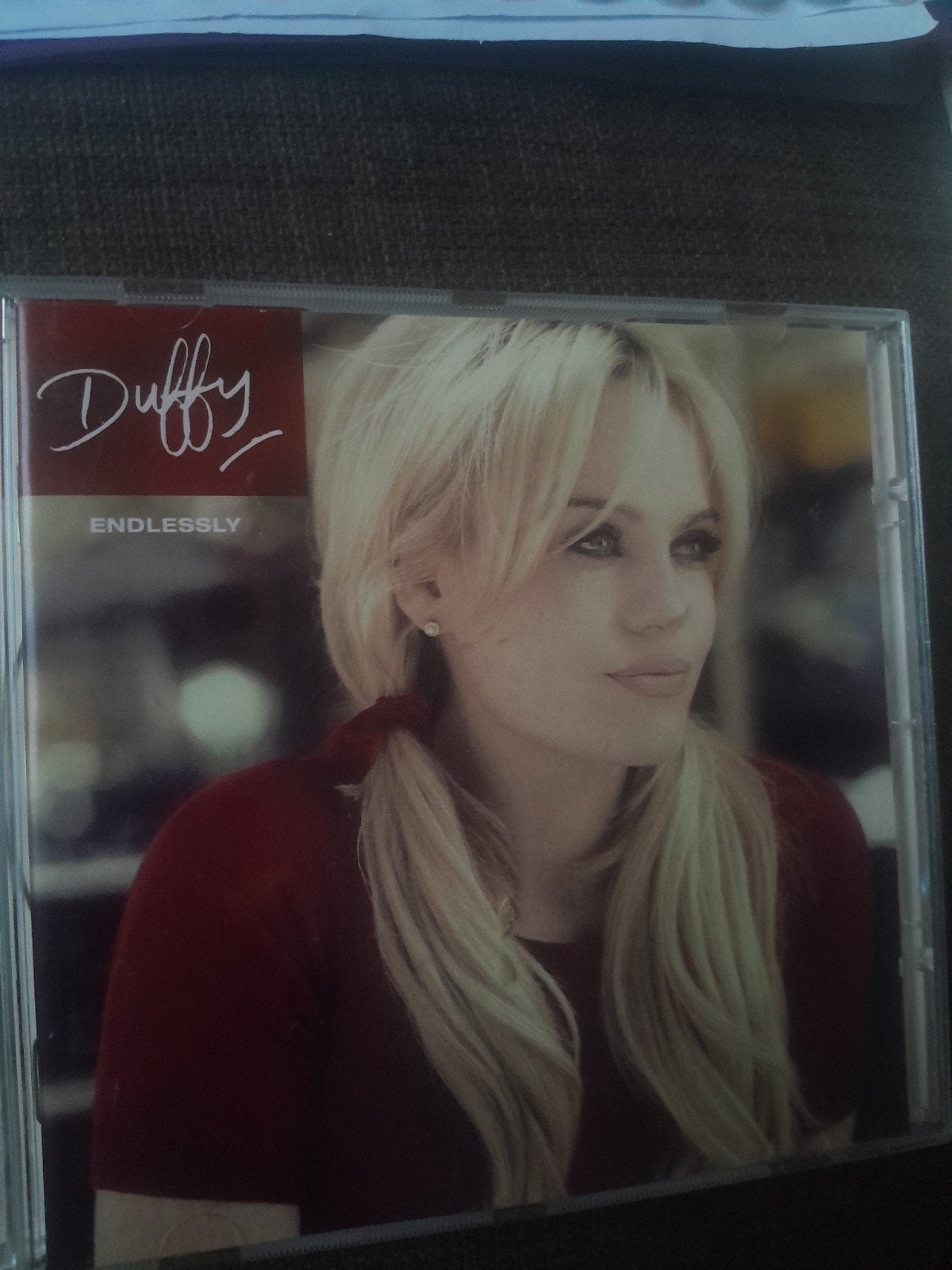 Duffy Endlessly, Ophalen of Verzenden