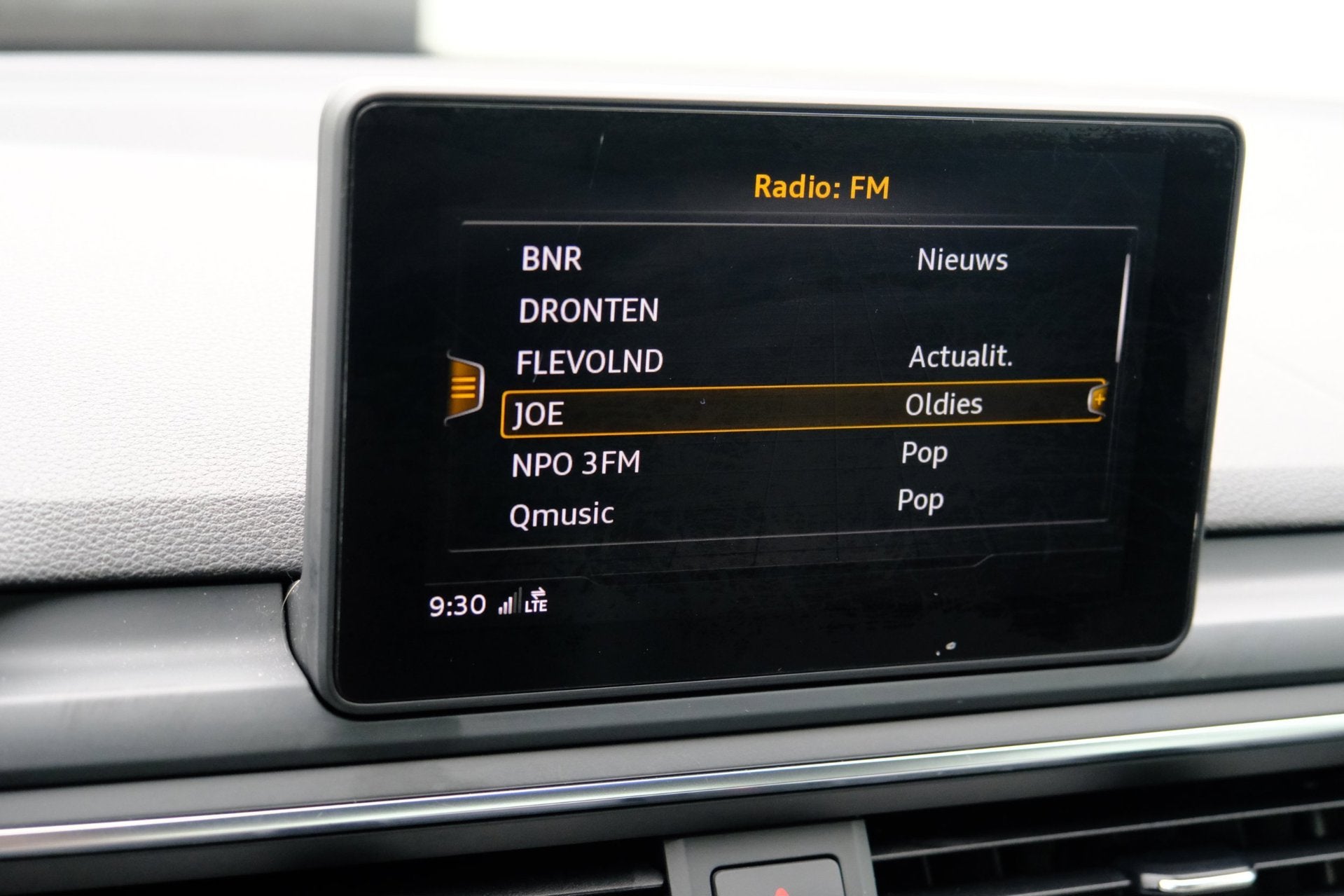 Foto 20 van Audi A4 Limousine 1.4 TFSI 150PK Sport S-line Aut. Navi|Half