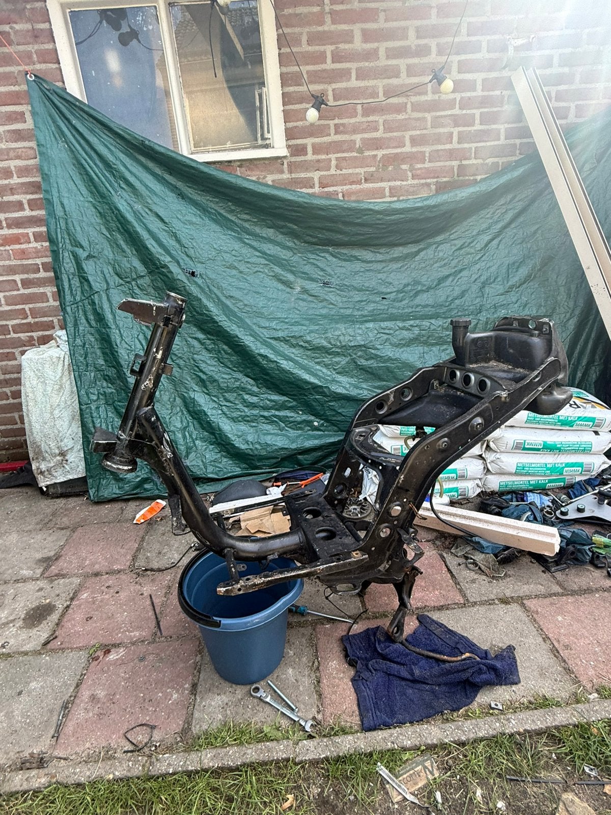 Frame 2005 met swingarm, Ophalen, Zo goed als nieuw