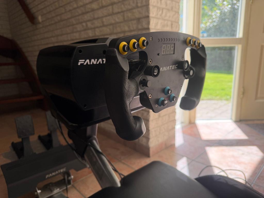 Fanatec CSL Elite Racing Wheel + Pedalen + Playseat, Ophalen, Overige merken, Gebruikt
