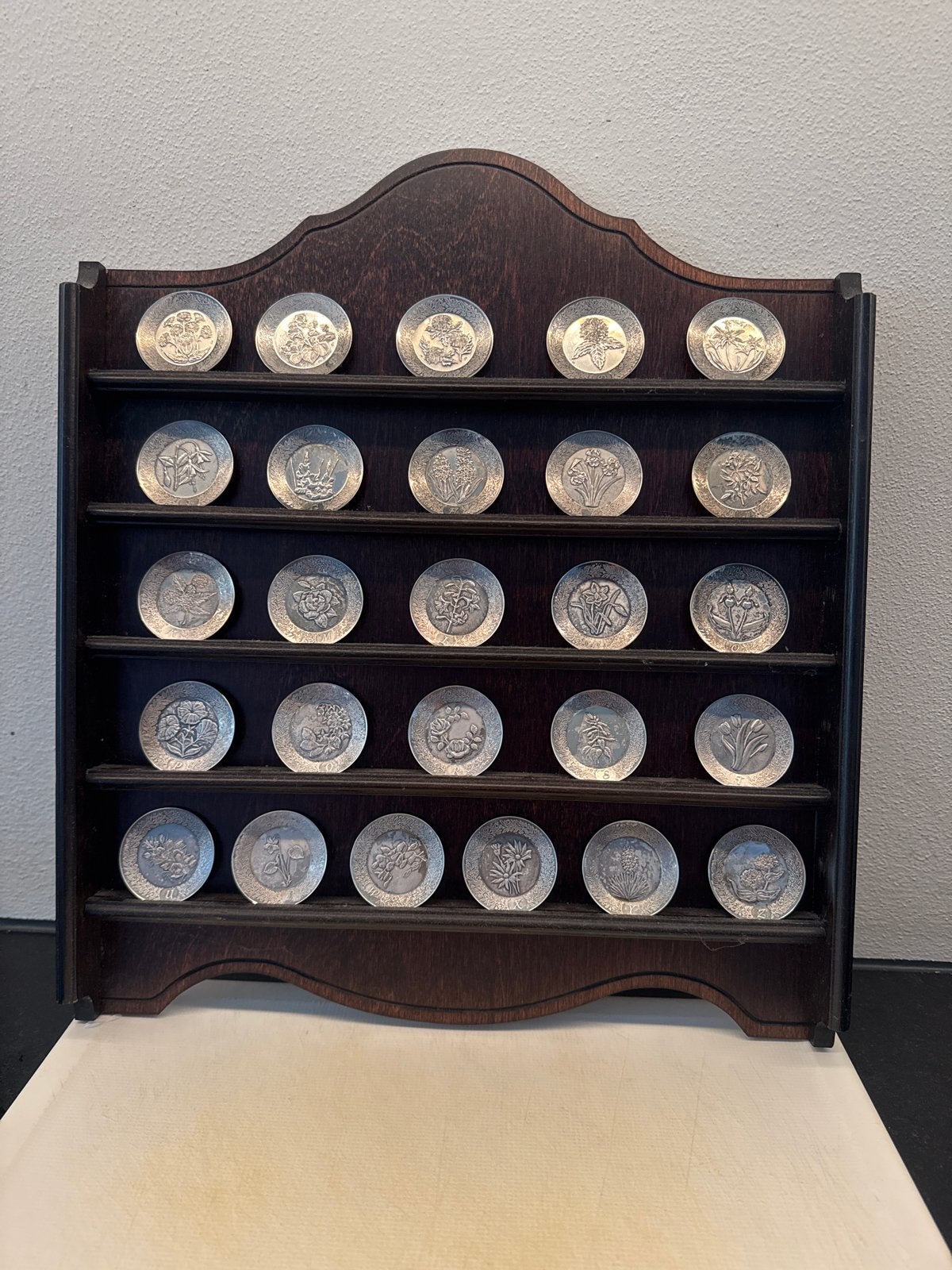 Franklin Mint The Floral Alphabet – Zilver (925) +houten rek, Verzenden, Zilver