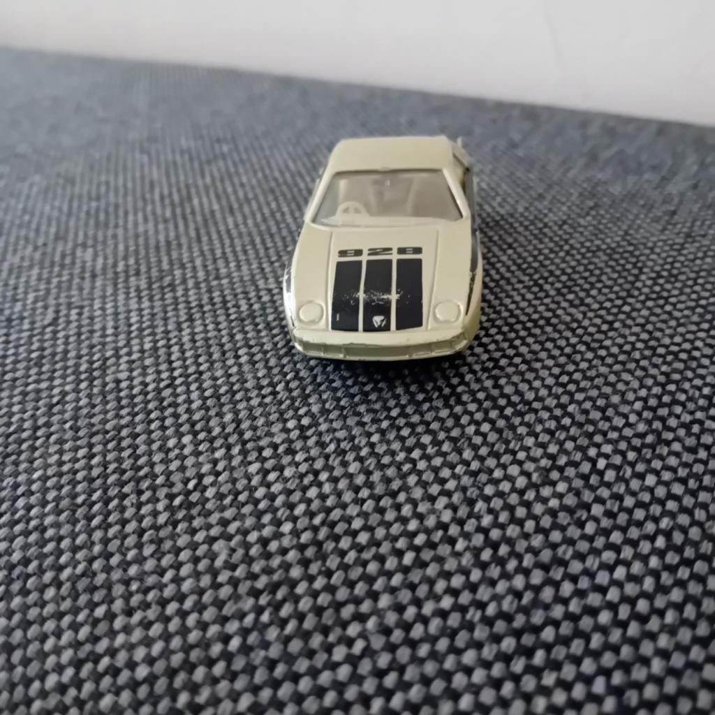 Schaalmodel Porche 928, Ophalen of Verzenden, Gebruikt