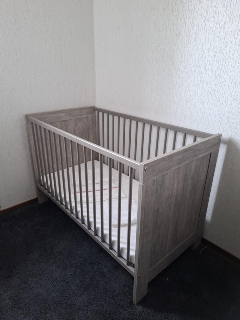 Schaadt Nordic Driftwood Ledikant 60x120 - Verstelbaar, Ophalen, Zo goed als nieuw, Ledikant