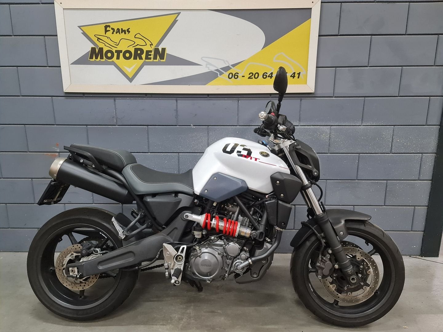 YAMAHA MT 03 bj 2013 a2 code80 35kw, Motoren, Motoren | Yamaha, Bedrijf, Naked bike, Minimaal motorrijbewijs A2