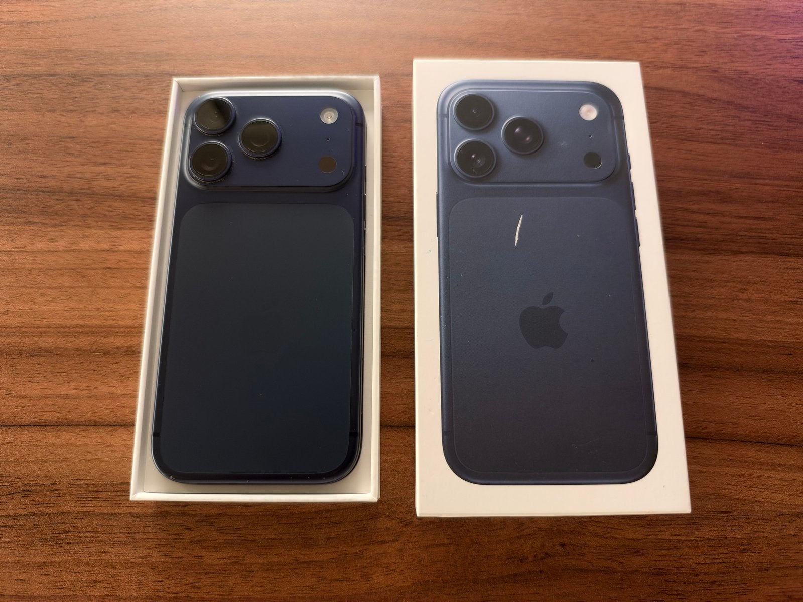 iPhone 17 Pro Blauw 256GB - Zo goed als nieuw, Telecommunicatie, 256 GB, Ophalen of Verzenden, Zo goed als nieuw, Overige modellen