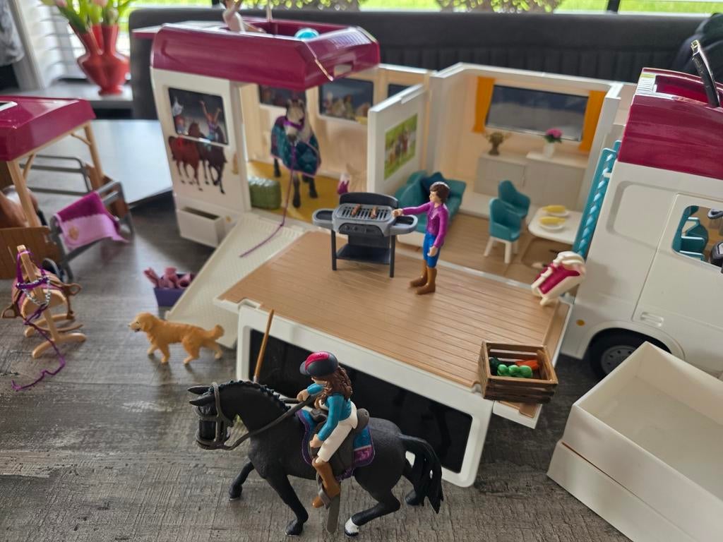 Schleich camper 42619, Ophalen of Verzenden, Zo goed als nieuw, Jongen of Meisje