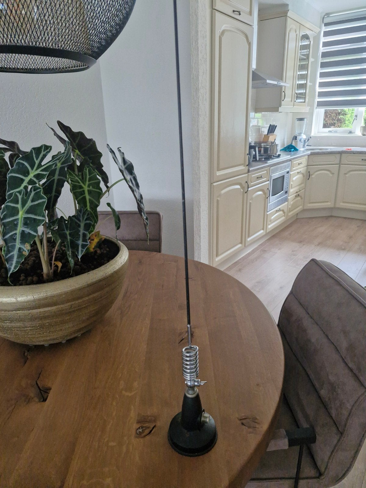 Mobiele antenne met magneetvoet, Ophalen, Antenne