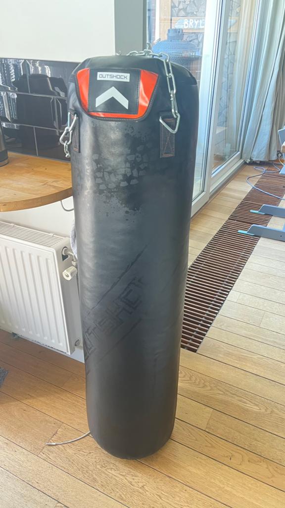 Bokszak Outshock 120cm, Sport en Fitness, Boksen, Ophalen, Zo goed als nieuw, Bokszak