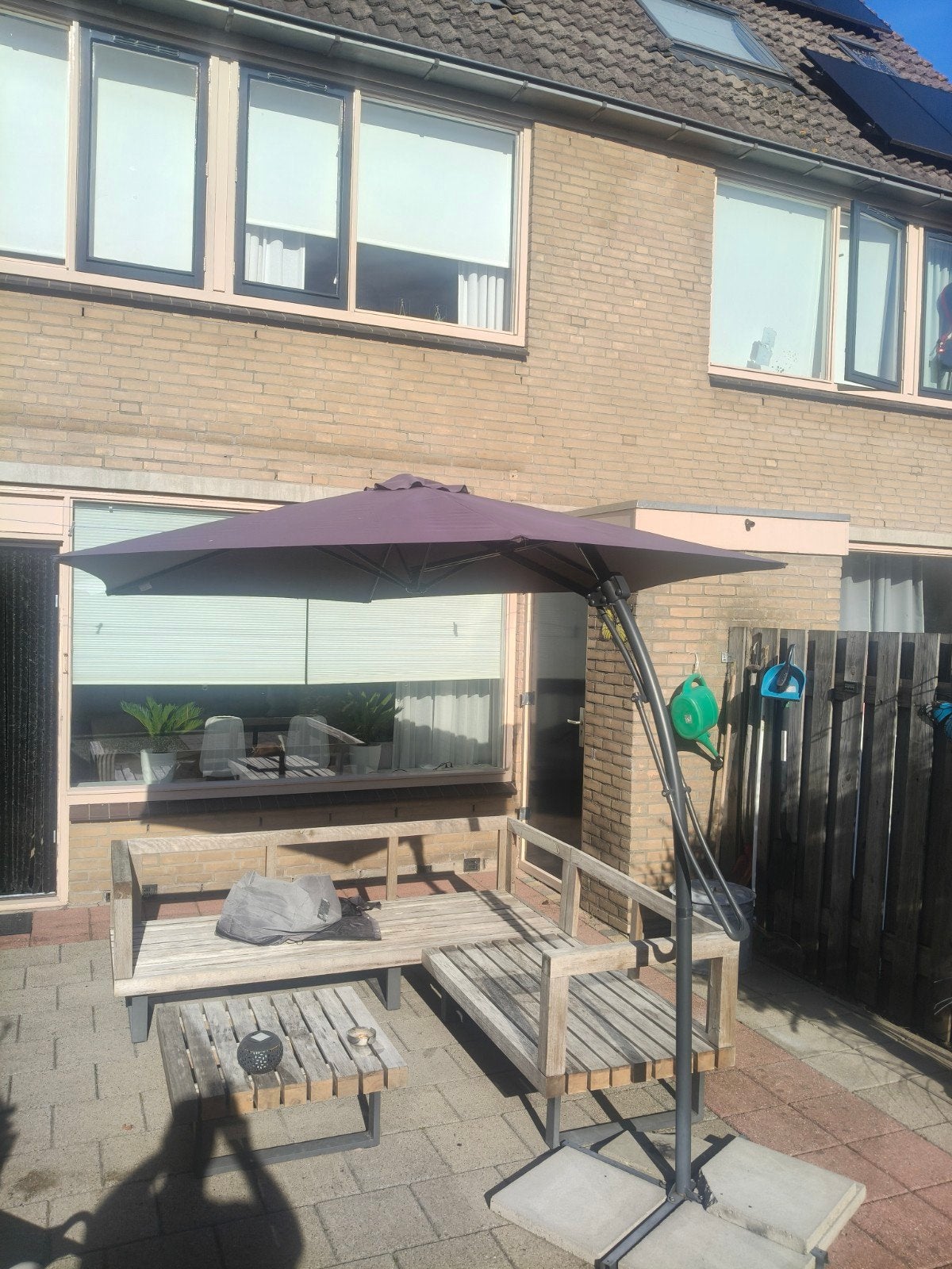 Zweefparasol 3 meter - Hoes niet best, verder prima, Tuin en Terras, Ophalen, Gebruikt, 2 tot 3 meter, Zweefparasol